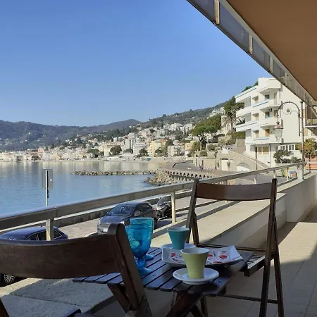 Cadorna Fronte Mare Appartement