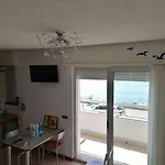 Cadorna Fronte Mare شقة