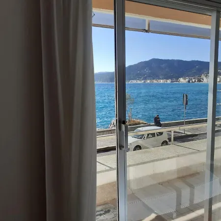 Apartman Cadorna Fronte Mare Alassio