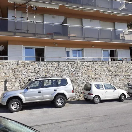 Cadorna Fronte Mare 公寓 阿拉西奥