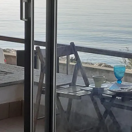 Cadorna Fronte Mare * Αλάσιο