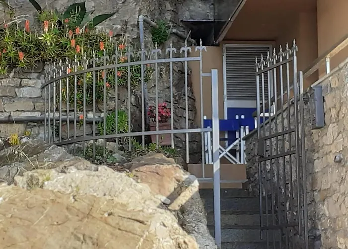 Cadorna Fronte Mare * Alassio